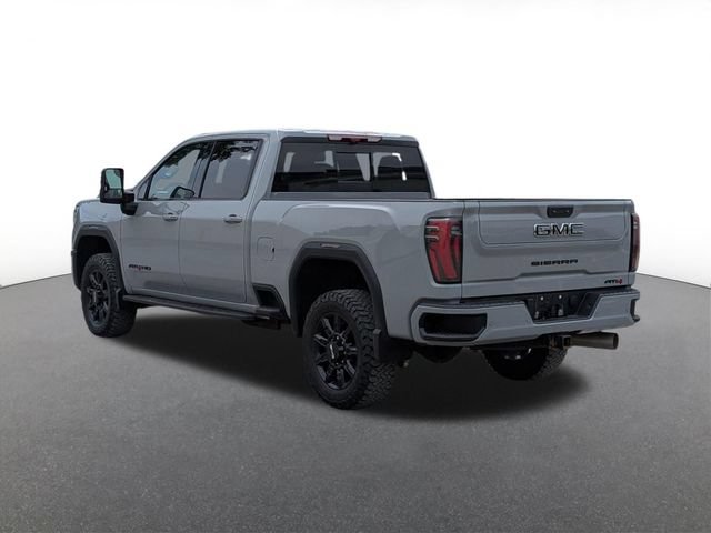 Used 2024 GMC Sierra 2500 AT4 w/ AT4 Premium Plus Package AWD/4WD image 4