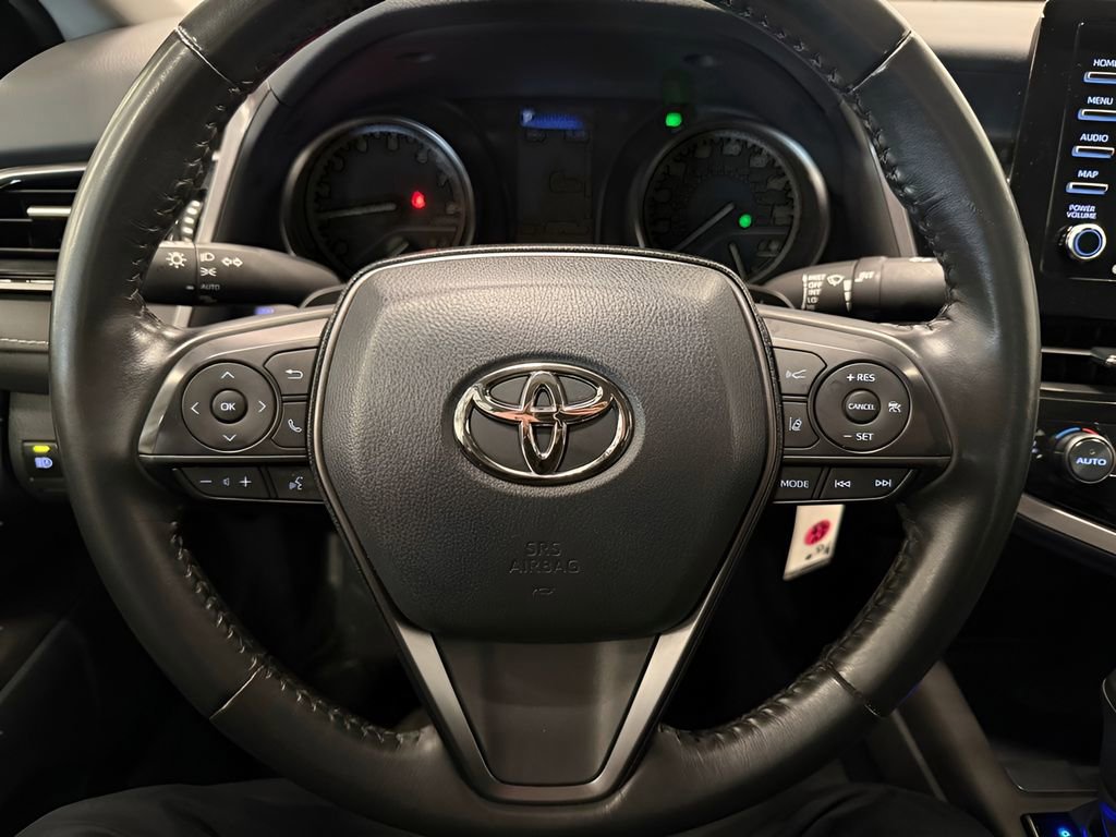 Used 2023 Toyota Camry SE image 25