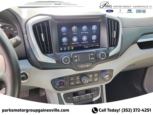 Used 2023 GMC Terrain SLT image 19