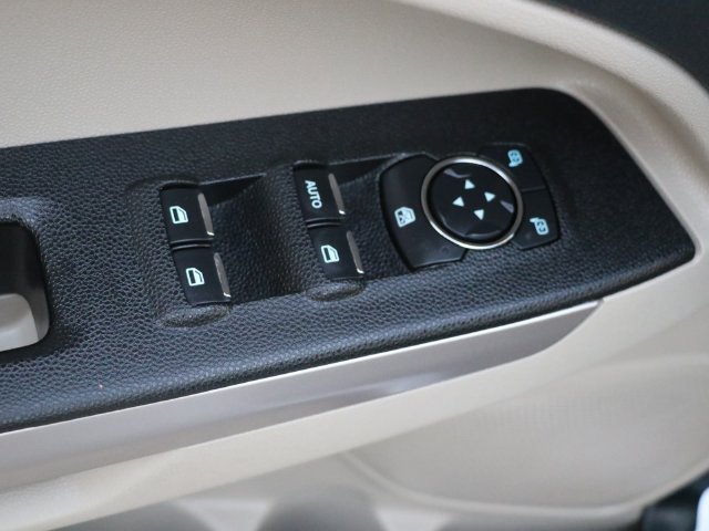 Certified 2022 Ford EcoSport S AWD/4WD image 18