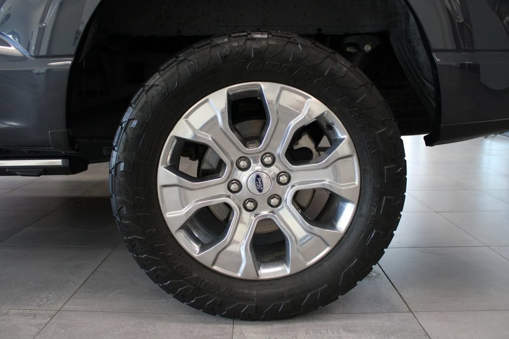 Certified 2022 Ford F150 Platinum w/ Equipment Group 701A High AWD/4WD image 9