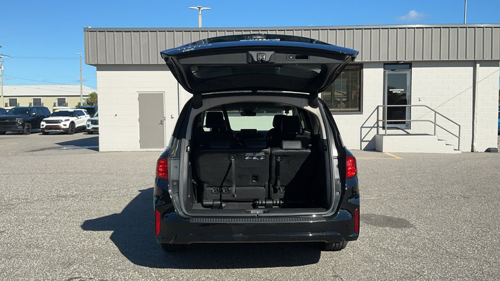 Used 2025 Honda Odyssey EX-L image 17