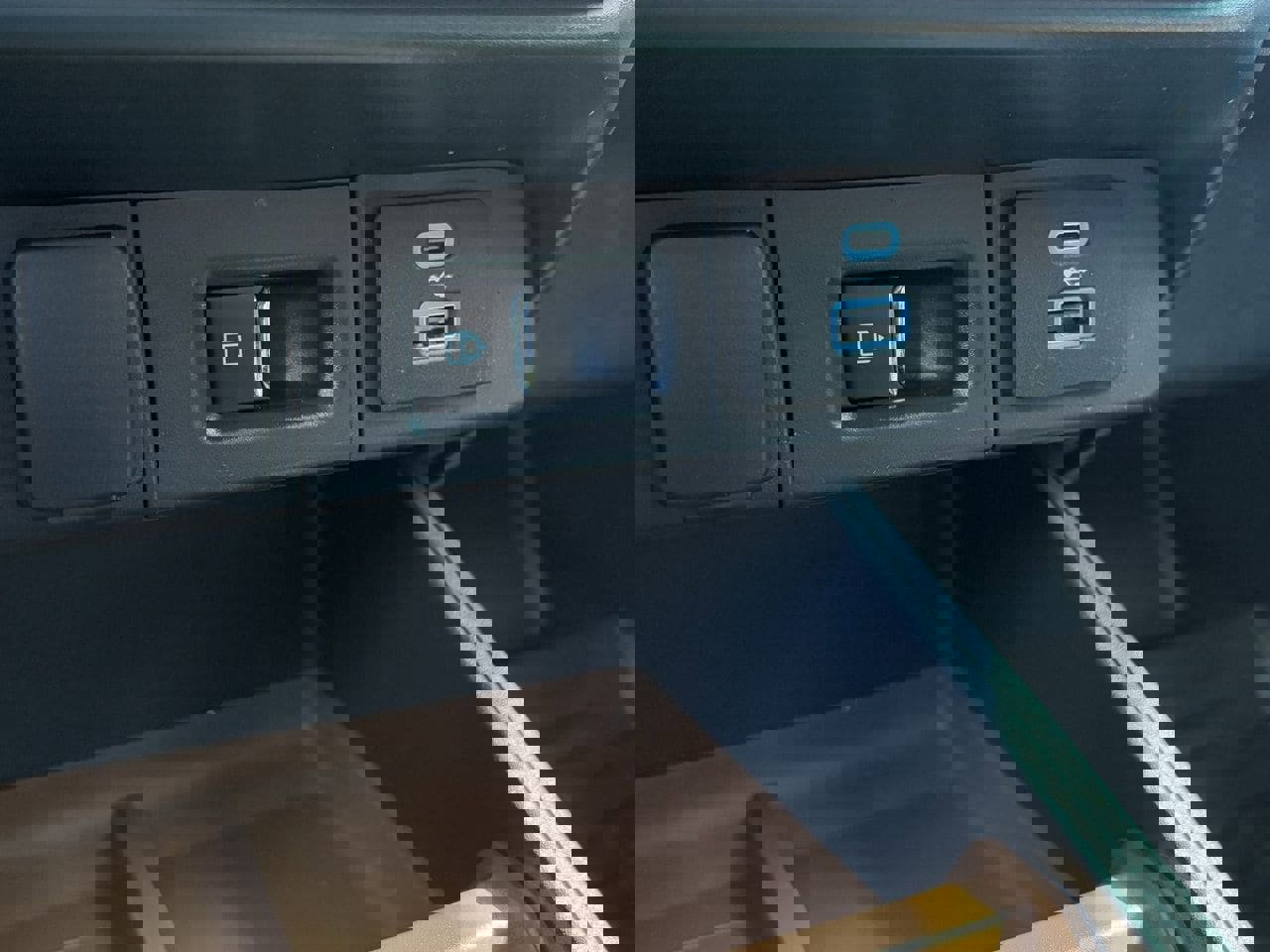 Certified 2022 Ford Maverick Lariat w/ Lariat Luxury Package image 22