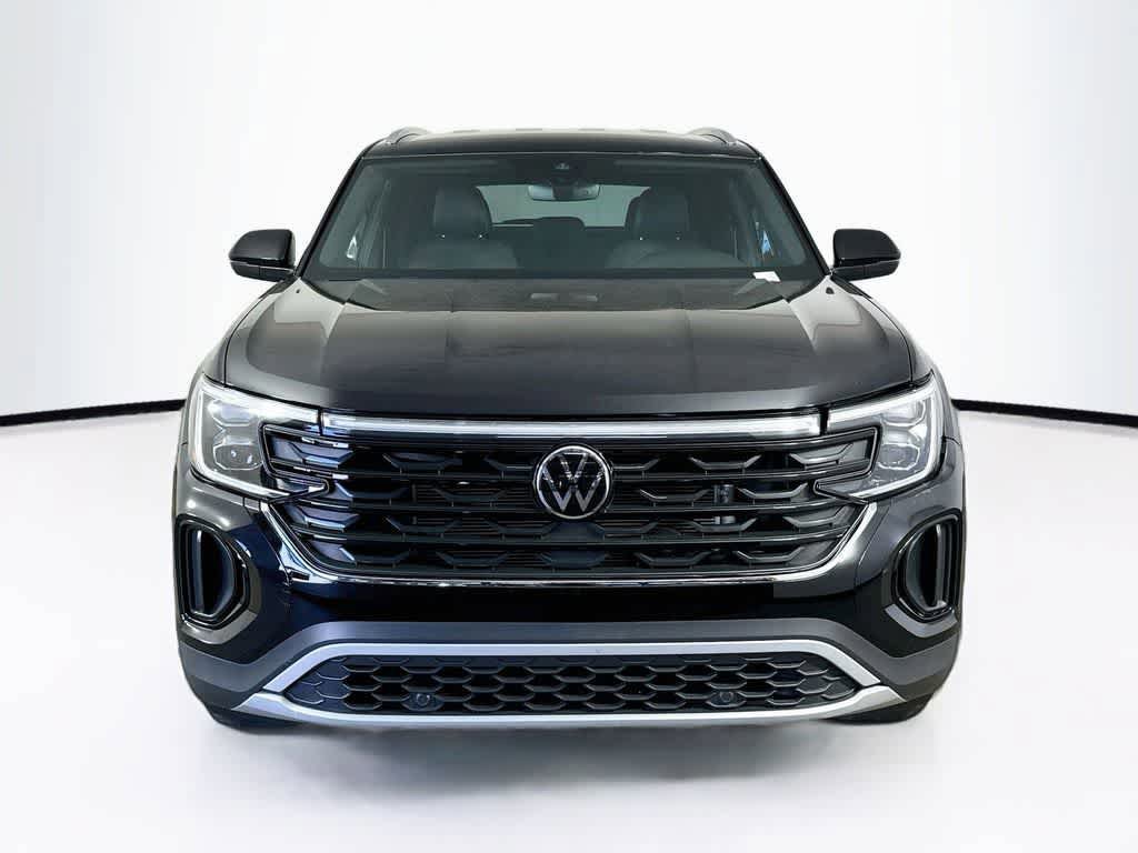 Used 2024 Volkswagen Atlas Cross Sport SE FWD image 8