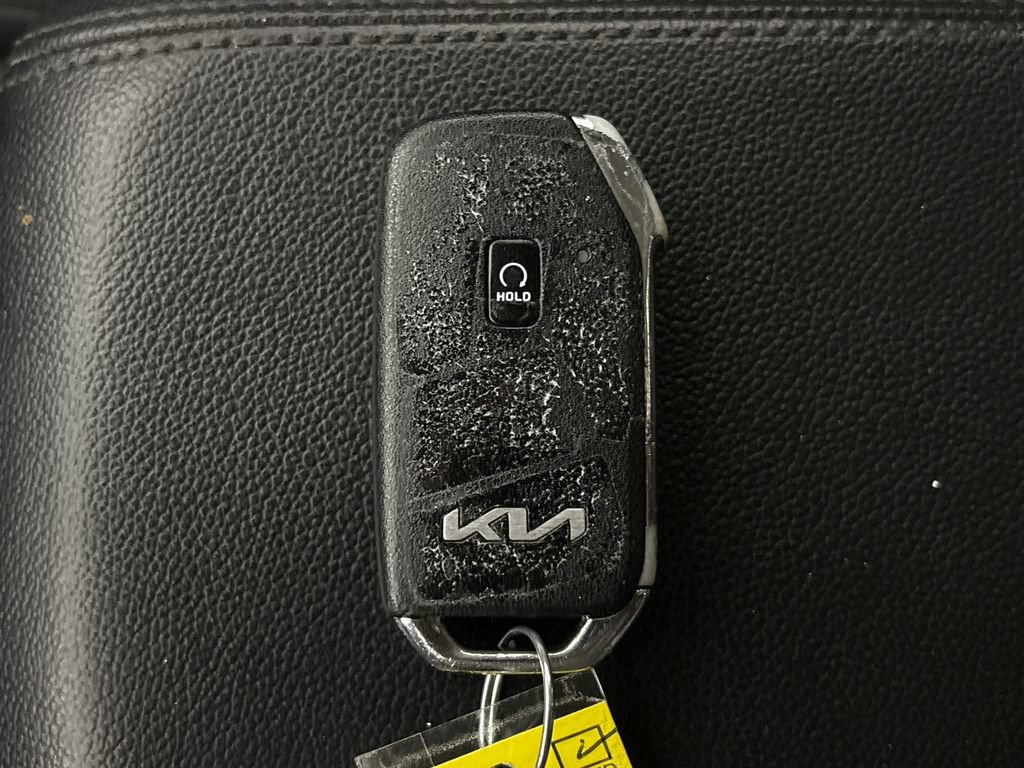 Used 2023 Kia Sportage EX FWD image 33