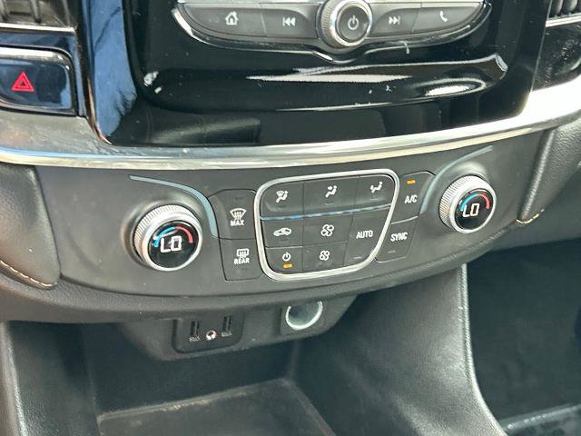 Used 2021 Chevrolet Traverse LS FWD image 32