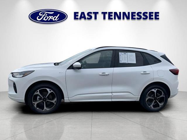 Certified 2023 Ford Escape ST-Line Select w/ Tech Pack #2 image 2
