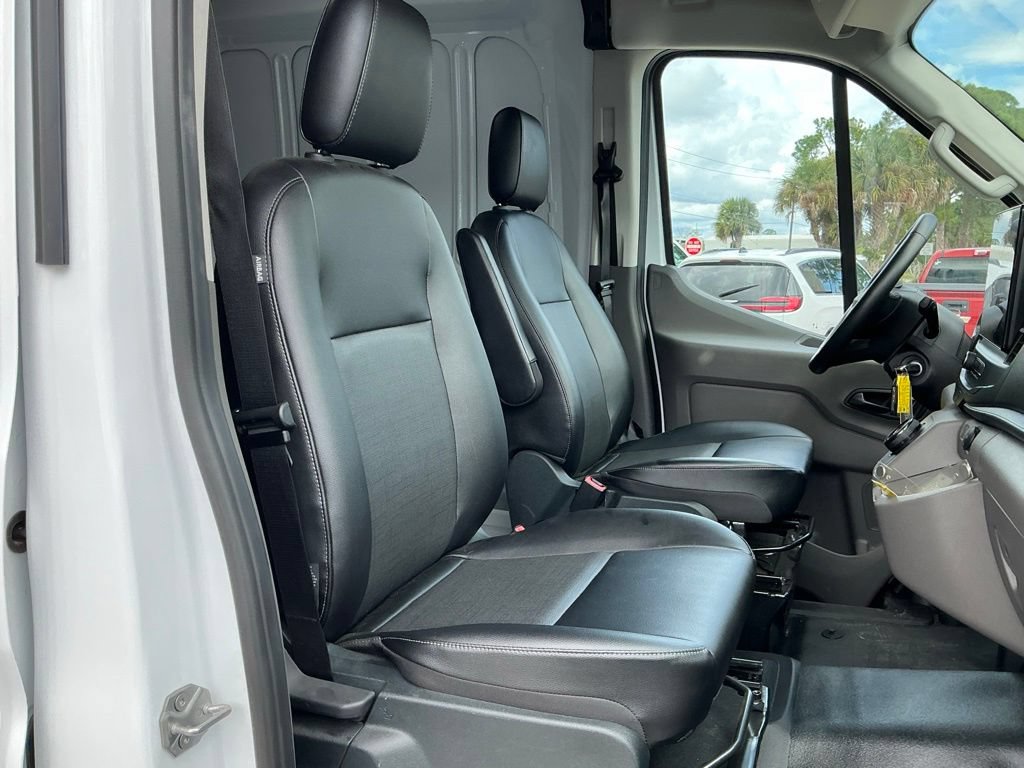 Certified 2023 Ford E-Transit Medium Roof RWD image 13