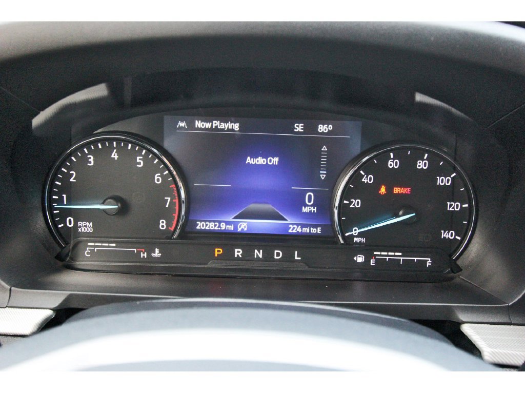 Certified 2021 Ford Explorer XLT w/ Equipment Group 202A RWD image 19