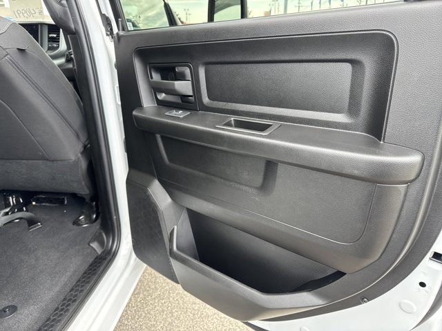Used 2024 RAM 2500 Tradesman w/ Chrome Appearance Group AWD/4WD image 10