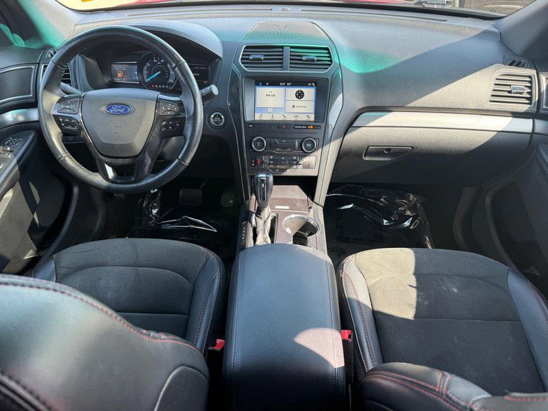 Certified 2018 Ford Explorer XLT w/ Equipment Group 202A image 16
