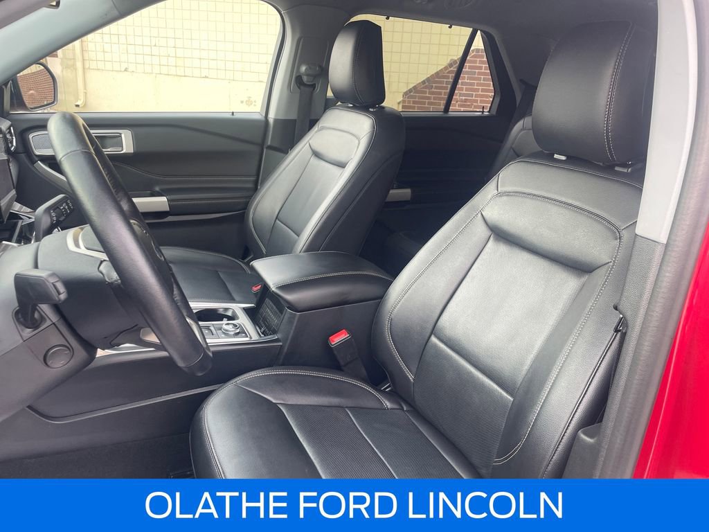 Certified 2021 Ford Explorer Limited w/ Equipment Group 301A image 19