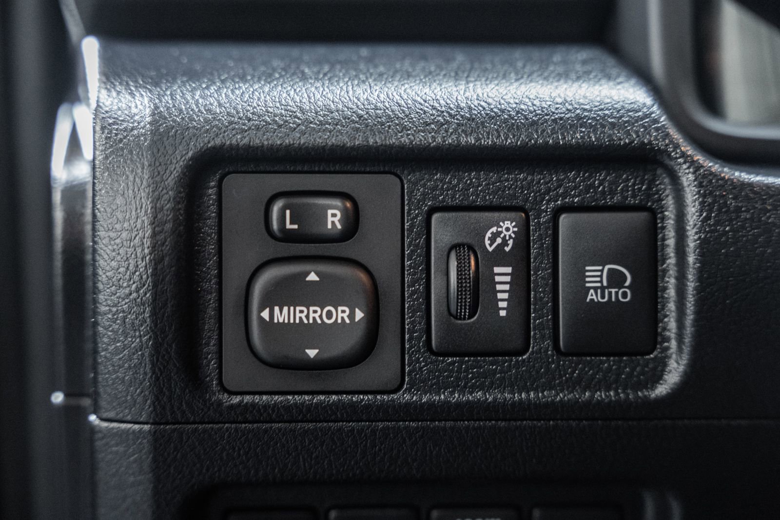 Used 2024 Toyota 4Runner SR5 Premium w/ Moonroof Package AWD/4WD image 48