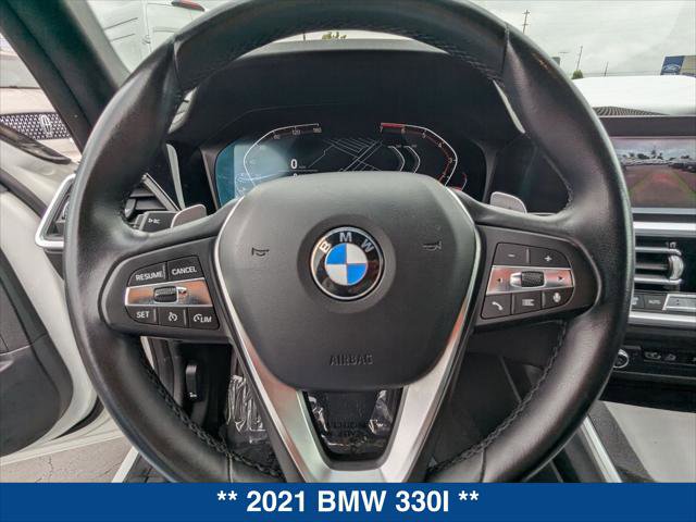 Used 2021 BMW 330i Sedan w/ Driving Assistance Package RWD image 13