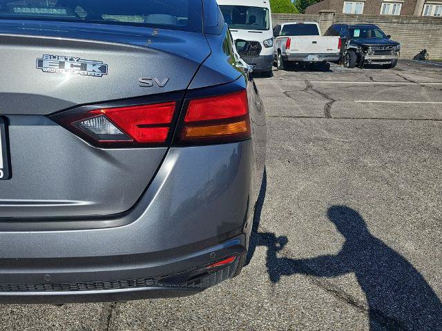 Used 2023 Nissan Altima 2.5 SV FWD image 32