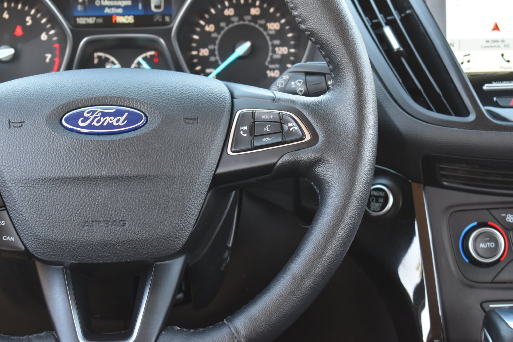 Certified 2018 Ford Escape Titanium FWD image 18