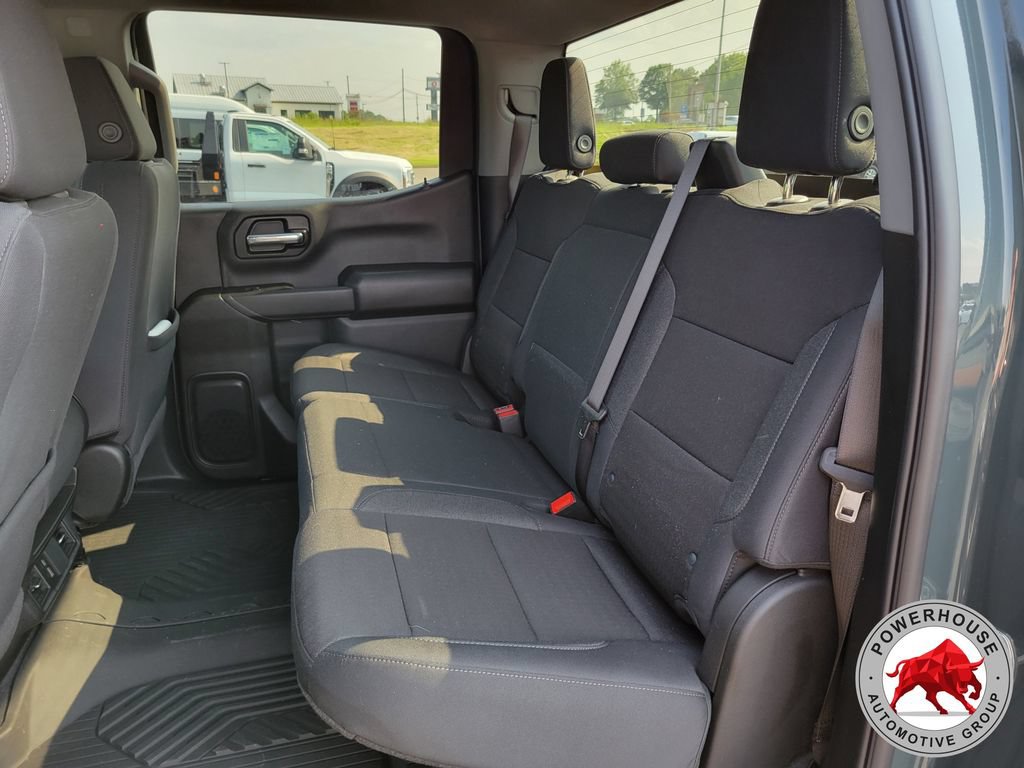 Used 2025 Chevrolet Silverado 1500 Custom Trail Boss w/ LPO, Dark Essentials Package AWD/4WD image 15