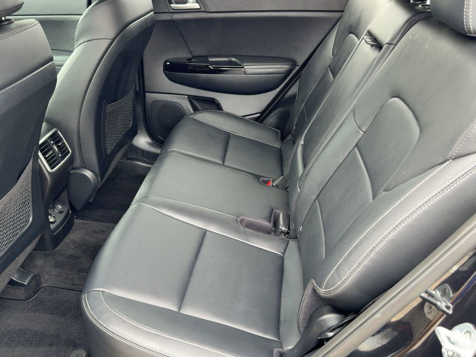 Used 2018 Kia Sportage EX image 14