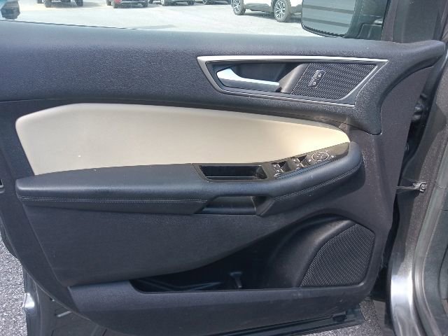 Certified 2019 Ford Edge SEL w/ Equipment Group 201A FWD image 11