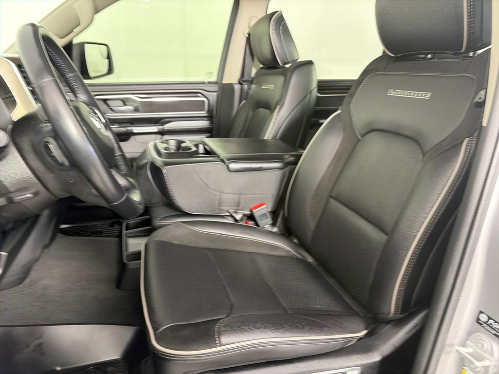Used 2022 RAM 1500 Laramie AWD/4WD image 11