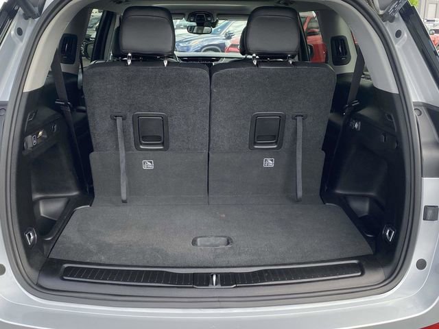 Used 2023 Jeep Grand Cherokee L Laredo w/ Luxury Tech Group I AWD/4WD image 12