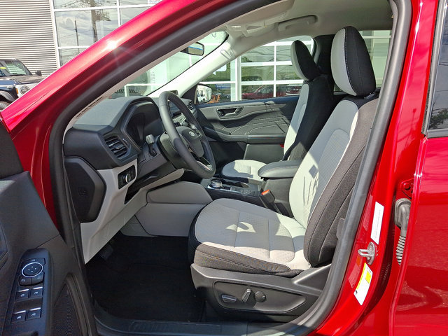 Certified 2023 Ford Escape Active AWD/4WD image 3