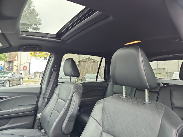 Used 2021 Honda Passport Touring image 10