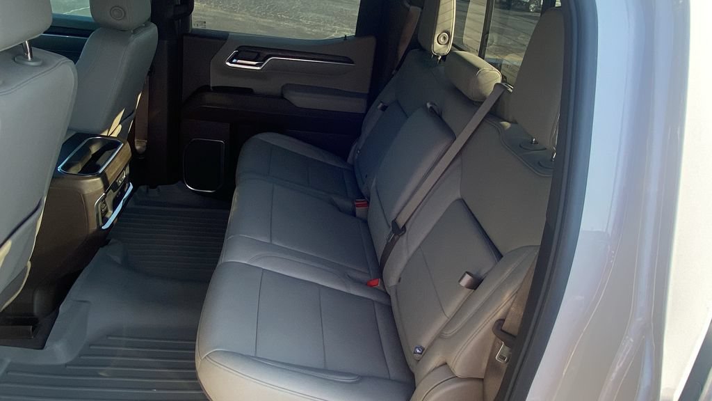 Used 2024 GMC Sierra 1500 SLT w/ SLT Premium Plus Package AWD/4WD image 14