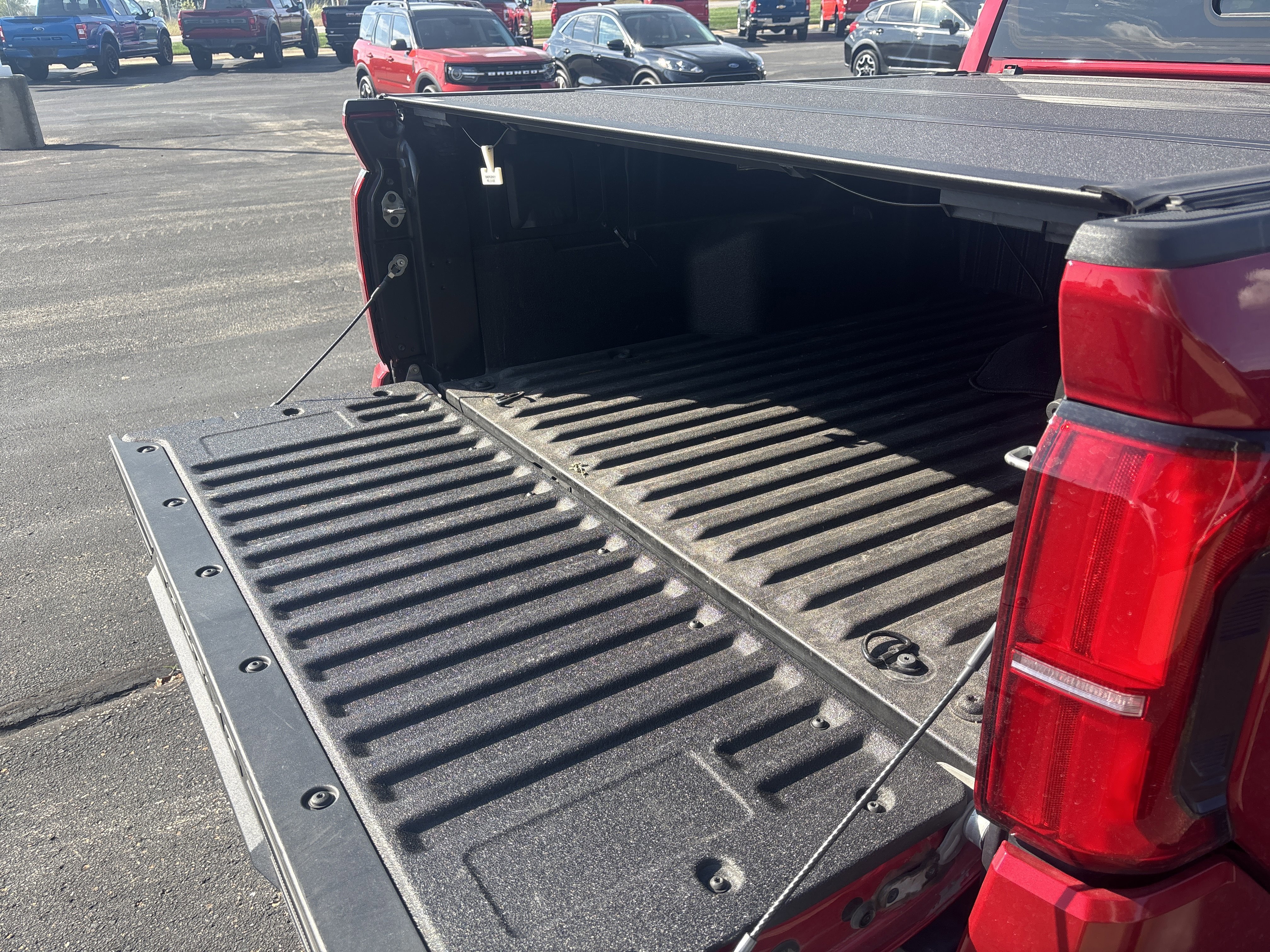 Used 2024 Toyota Tacoma TRD Off-Road image 11