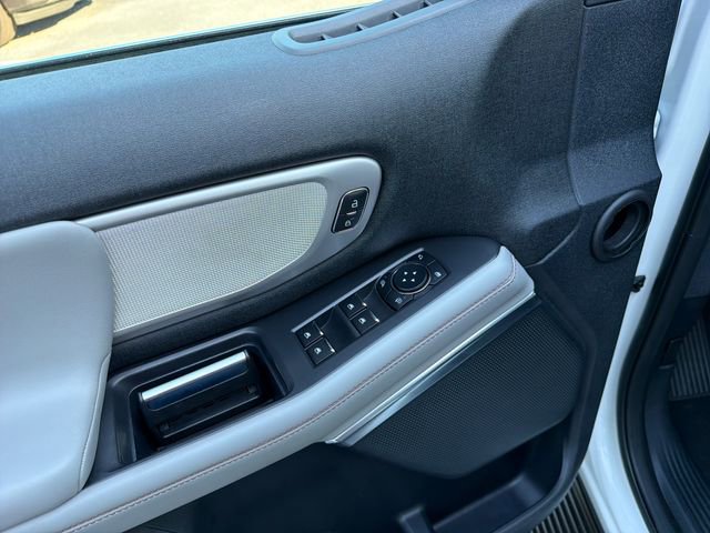 Certified 2025 Ford Expedition Active AWD/4WD image 13