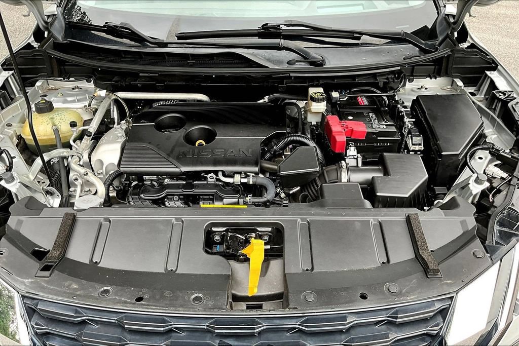 Used 2021 Nissan Rogue Platinum FWD image 32
