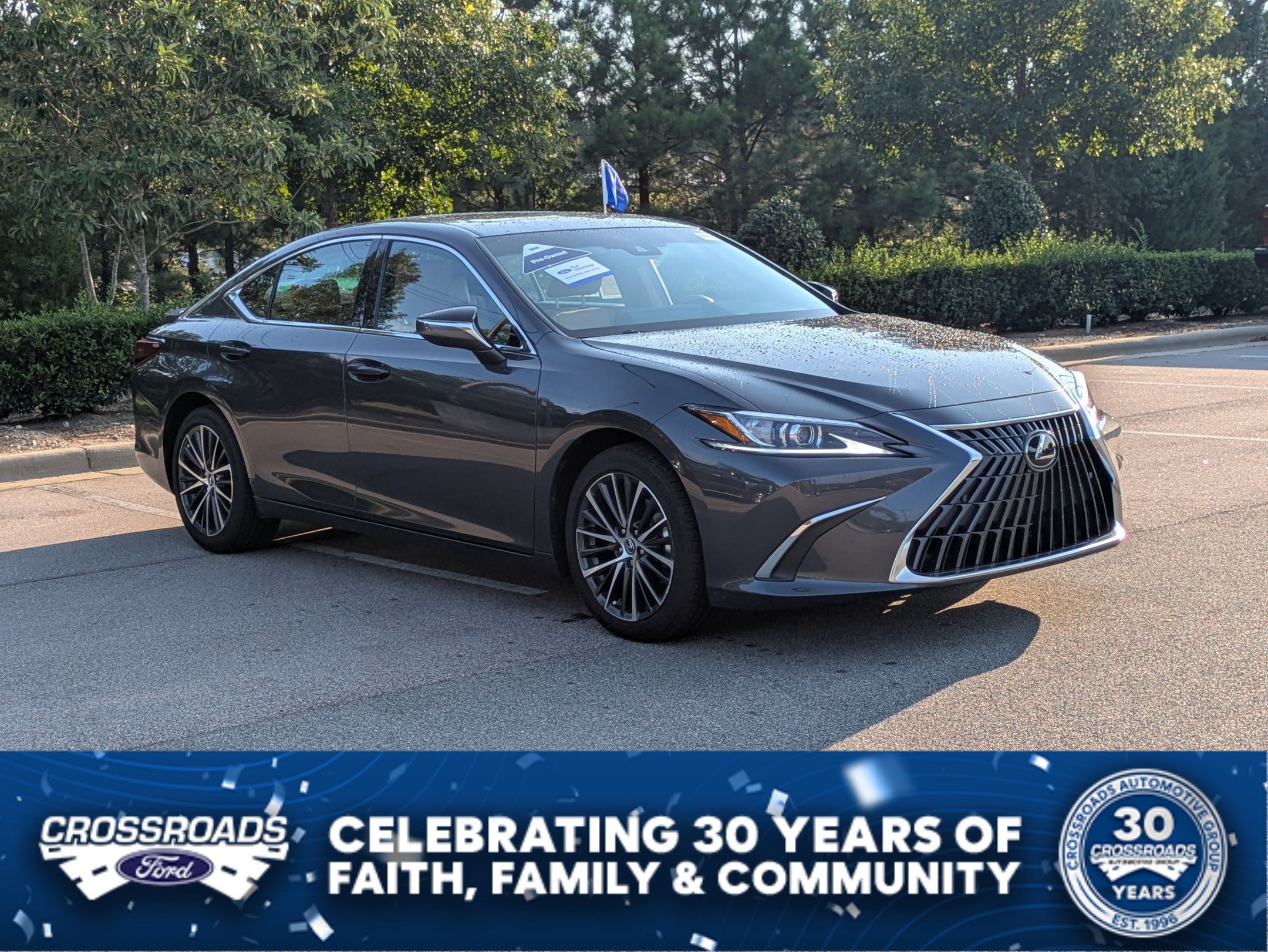 Used 2025 Lexus ES 300h w/ Premium Package