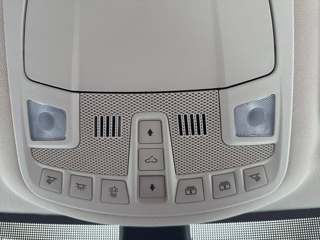 Certified 2023 Ford Edge Titanium image 32