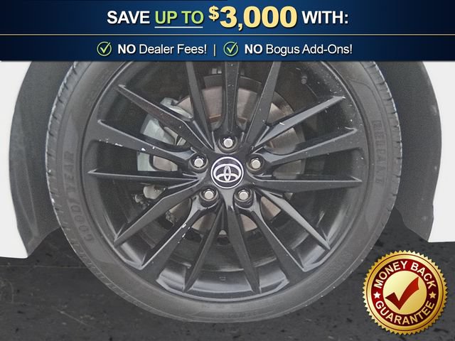 Used 2022 Toyota Camry XSE FWD image 13
