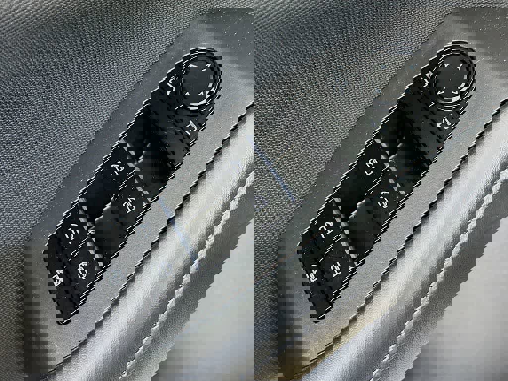 Used 2022 MAZDA CX-30 AWD 2.5 S image 27