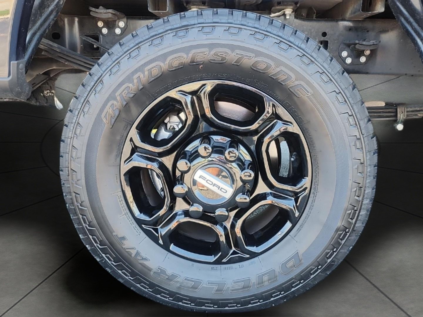 Certified 2025 Ford F350 XL w/ STX Appearance Package AWD/4WD image 9