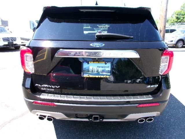 Certified 2022 Ford Explorer Platinum w/ Equipment Group 601A AWD/4WD image 7