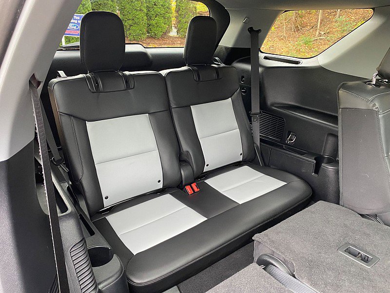 Certified 2022 Ford Explorer XLT w/ Equipment Group 202A image 48
