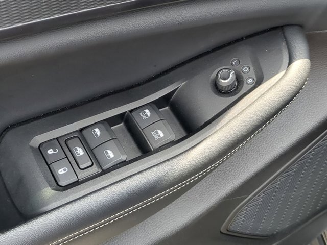 Used 2024 Jeep Grand Cherokee Altitude AWD/4WD image 14