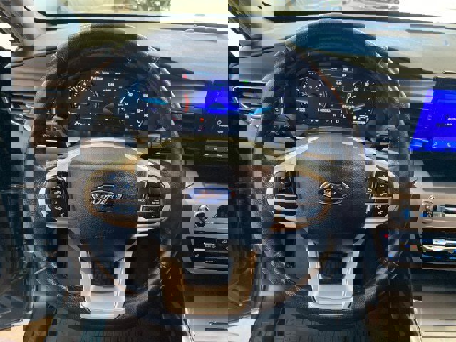 Certified 2022 Ford Explorer XLT w/ Equipment Group 202A image 20