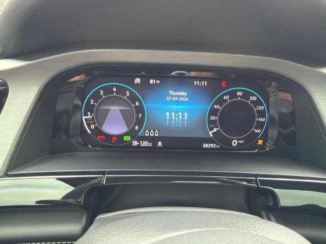 Used 2024 Volkswagen Atlas Cross Sport SE w/ Panoramic Sunroof Package FWD image 6