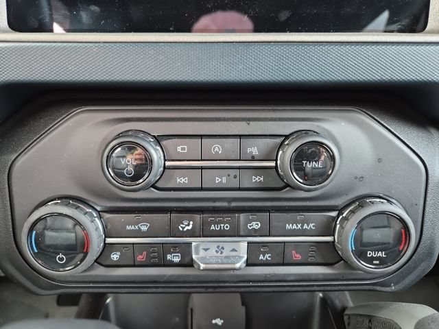 Certified 2024 Ford Bronco Outer Banks AWD/4WD image 16