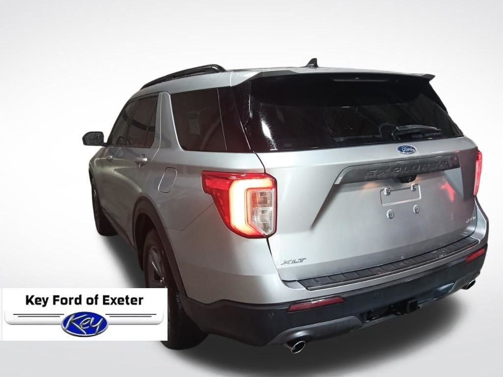 Certified 2022 Ford Explorer XLT w/ Equipment Group 202A AWD/4WD image 9