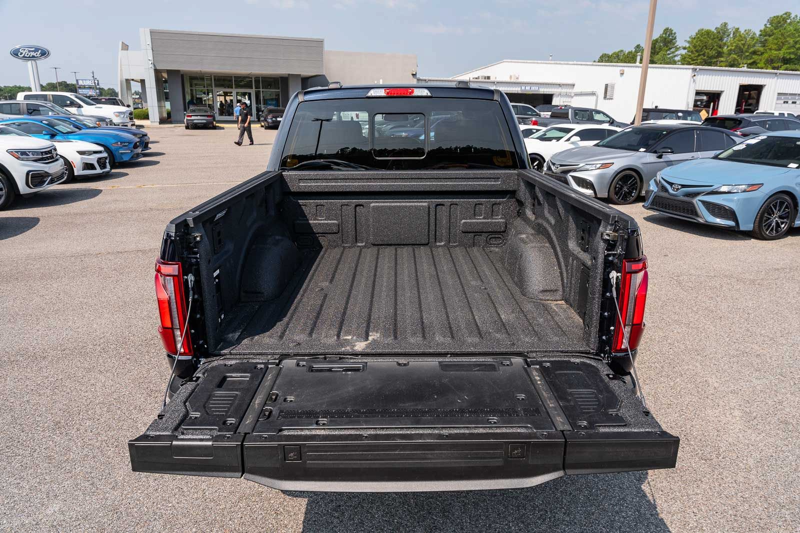 Certified 2025 Ford F150 King Ranch w/ FX4 Off-Road Package AWD/4WD image 15