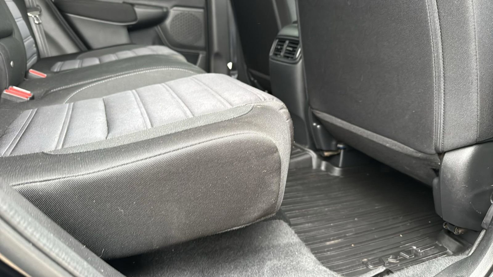 Used 2022 Honda CR-V LX image 27