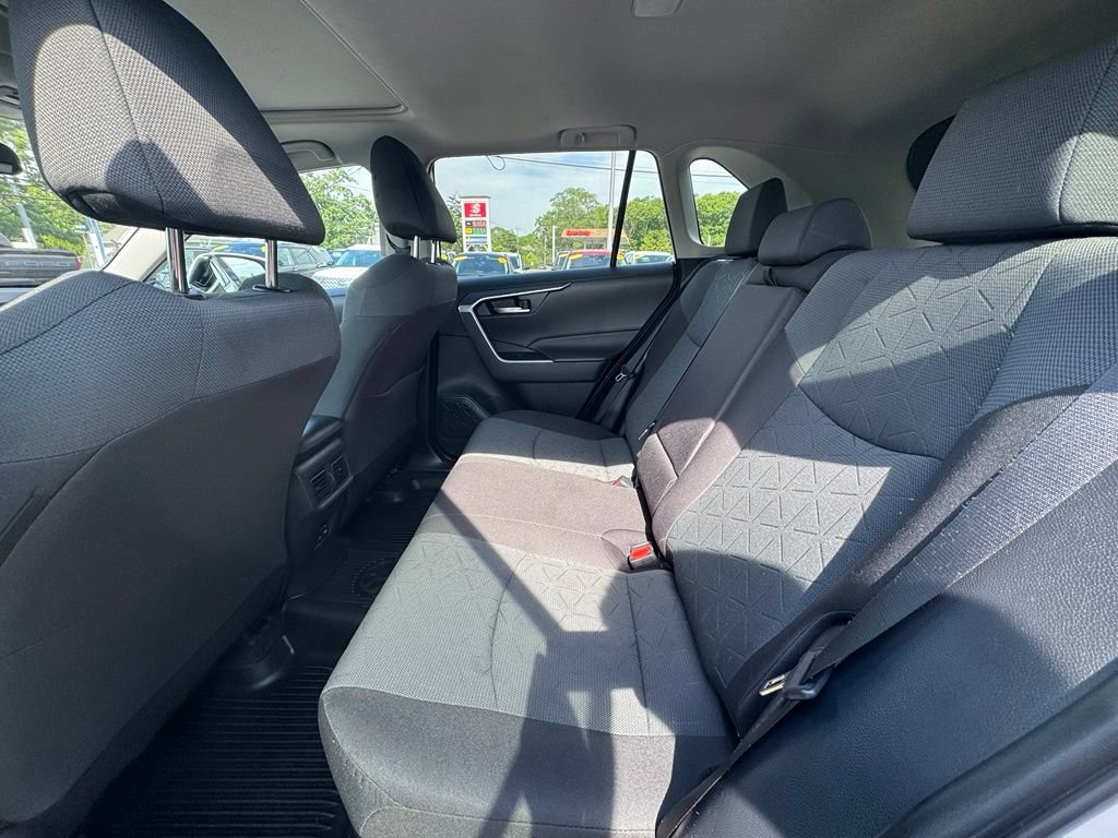 Used 2025 Toyota RAV4 XLE w/ Convenience Package AWD/4WD image 8