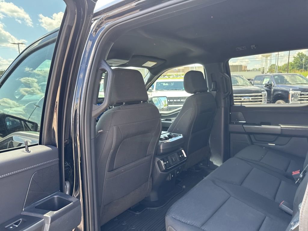 Certified 2022 Ford F150 XLT w/ Equipment Group 302A High image 16