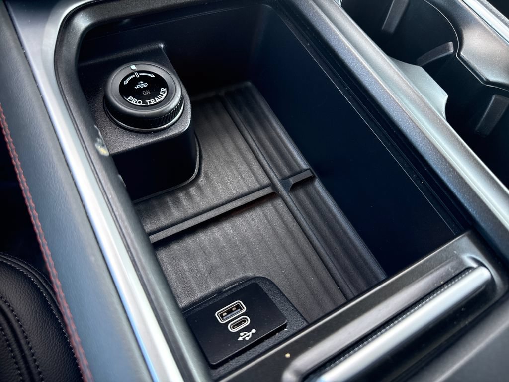 Certified 2025 Ford Expedition Active RWD image 23