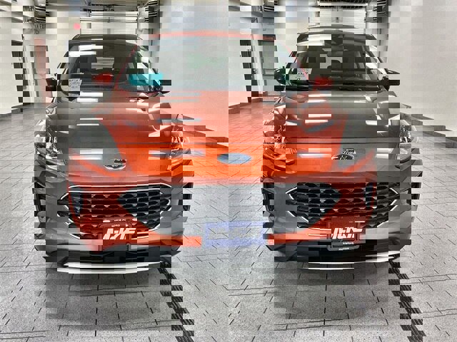 Certified 2020 Ford Escape SE image 3