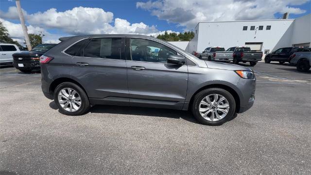 Certified 2024 Ford Edge Titanium image 6